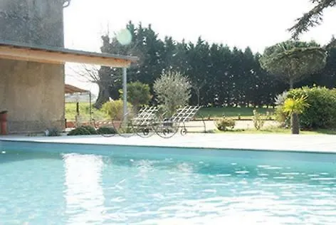 Domaine en castanet Bed and Breakfast Caraman 0*,  Francia