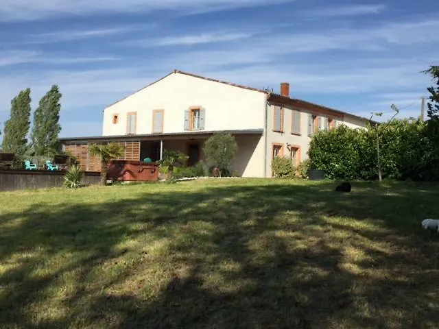 Domaine en castanet Bed and Breakfast Caraman