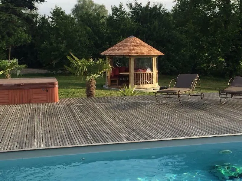 Domaine en castanet Bed and Breakfast Caraman